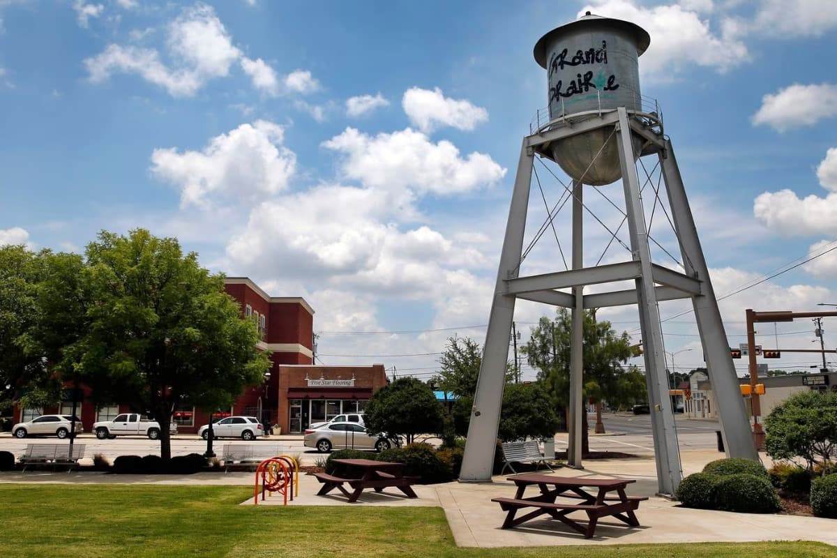 Concrete construction services in Grand Prairie, TX